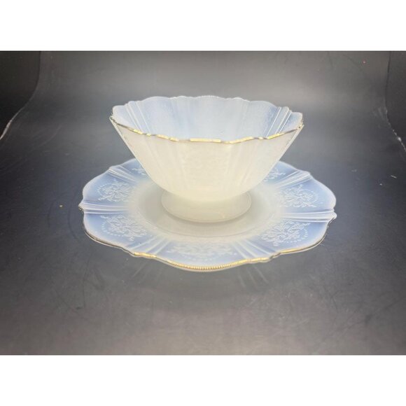 MacBeth-Evans "American Sweetheart" Monax W/ Gold Trim Depression Glass Low Foot - Picture 2 of 11